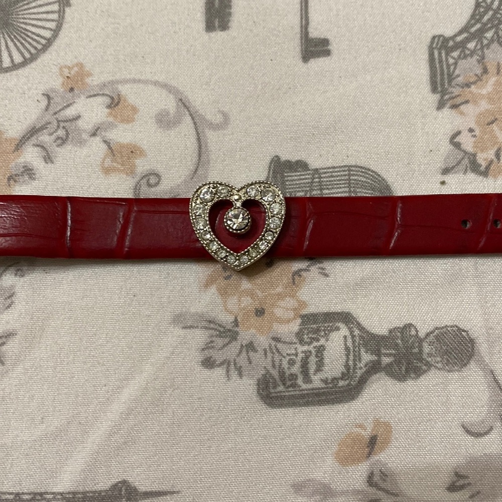 Ladies heart rhinestone bracelet